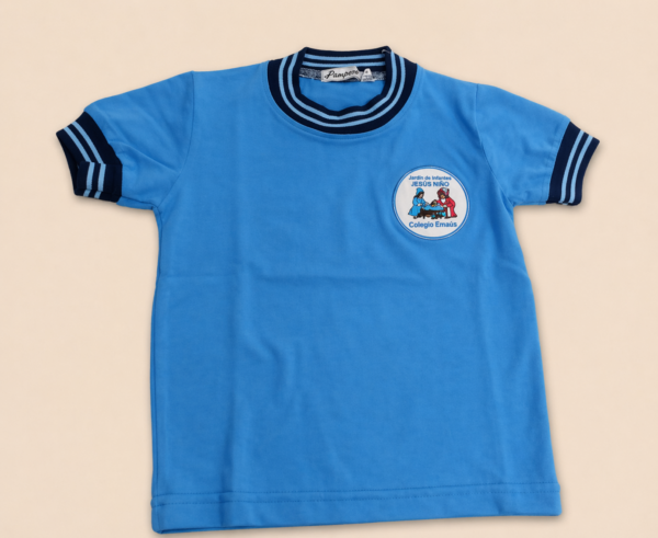 Remera manga corta - Uniforme Jardín Emaús.