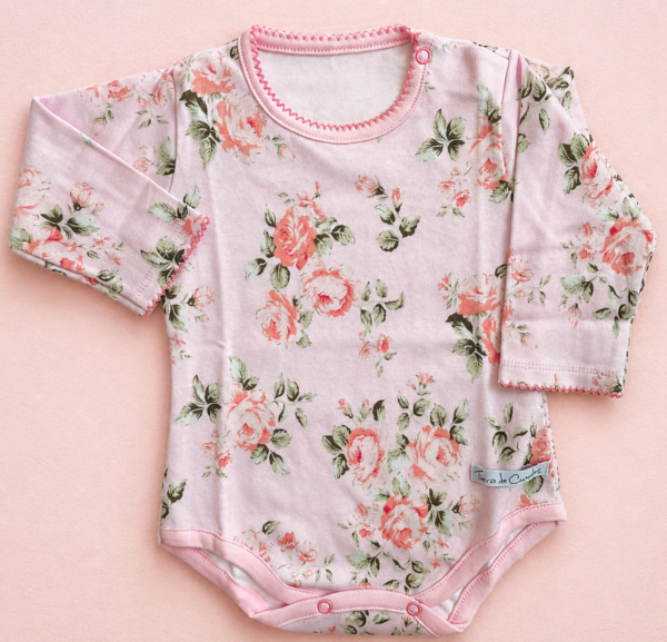 Body Tierra de Cuentos - Rosa con flores
