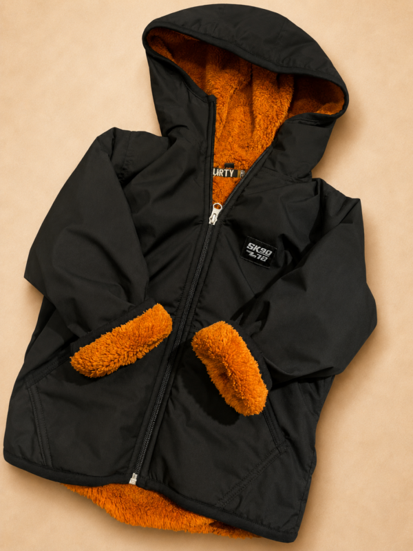 Campera impermeable forrada negro - naranja
