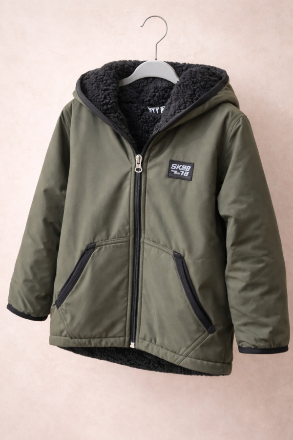 Campera impermeable forrada verde militar