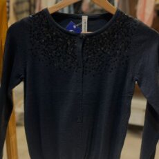 Cardigan negro con brillos
