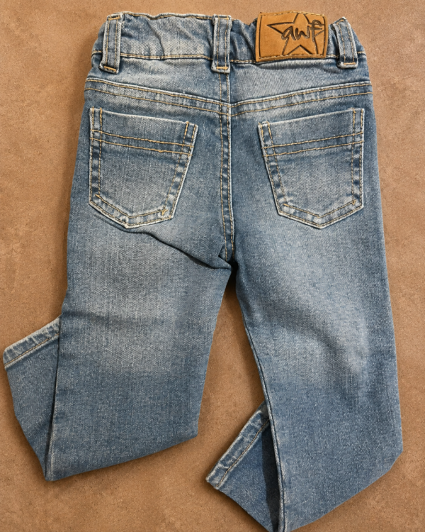 Jean - 18M