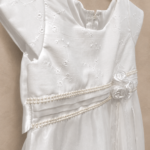 Vestido arreglo tres rosas.