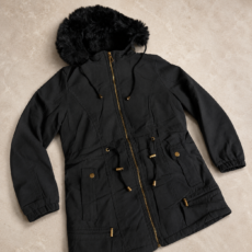 Campera de corderito negra