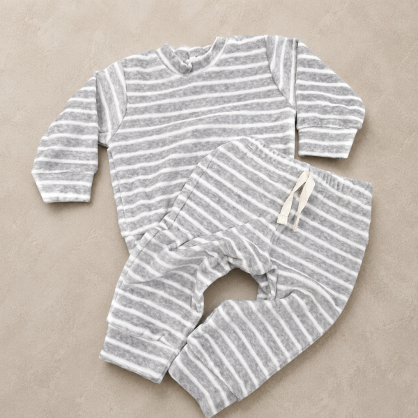 RAY GRIS 3 Conjunto de plush - Talle 6M