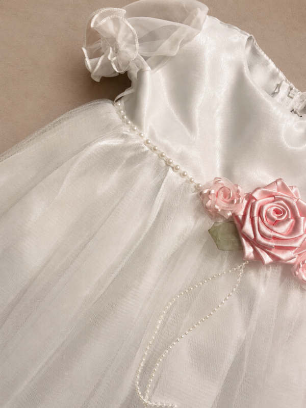 Vestido cinto de perlas