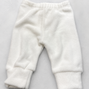 Pantalon cremita de friza