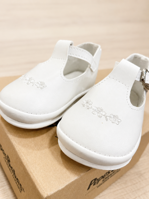 Sandalias blancas