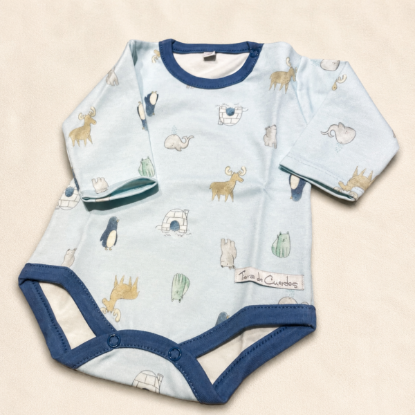 Body celeste con animalitos