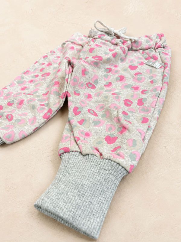 Jogging animal print