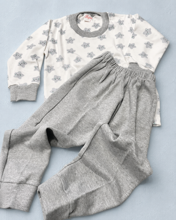 Pijama estrellas