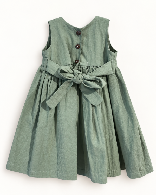 139b8000-01bc-4a0b-9775-499152d4c051 Vestido tusor con botones
