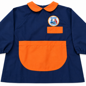 e5897091-dfdf-44b3-96f3-f7e2c6ea7ddf Guardapolvo y bolsita - Uniforme Jardín Emaús - Sala naranja.